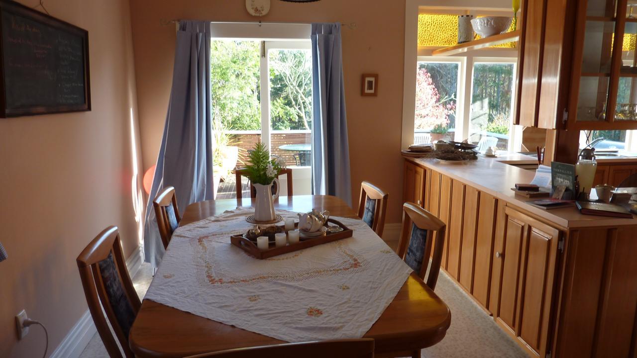 The Old Post Office Guesthouse B&B Paparoa Exteriör bild